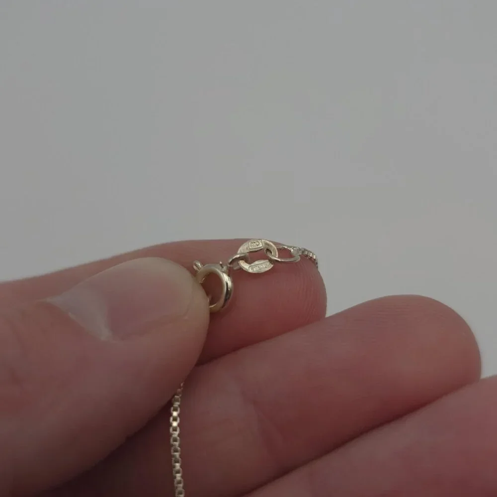 19 Inch Sterling Silver Fancy Style Cubic Zirconia Necklace A891 - Picture 6 of 8